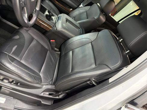 Used 2018 Chevrolet Tahoe LT w/ Max Trailering Package RWD image 10