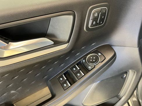 Used 2020 Ford Escape SEL image 14