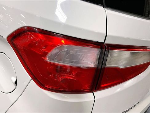 Used 2019 Ford EcoSport SE image 26