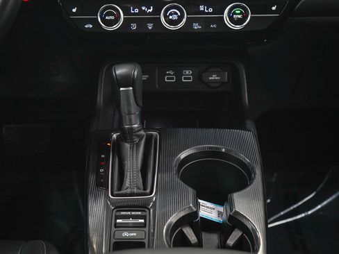 Used 2023 Honda Civic Touring image 17