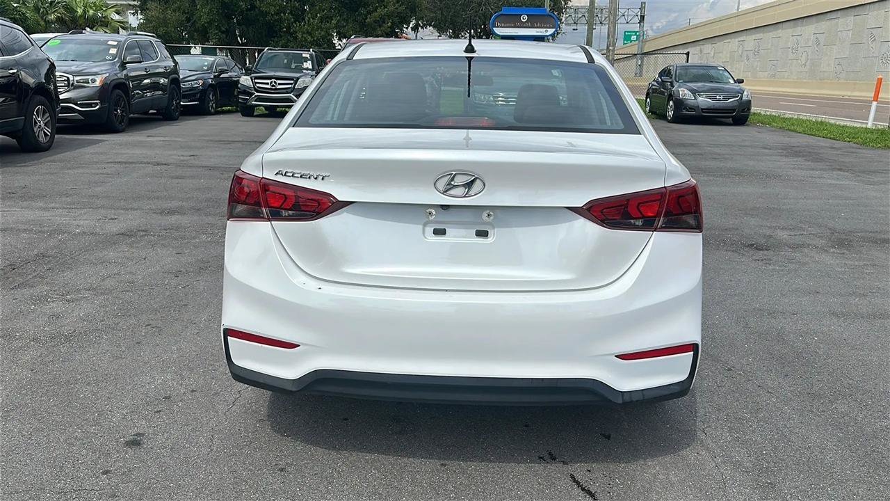 Used 2020 Hyundai Accent SE FWD image 10