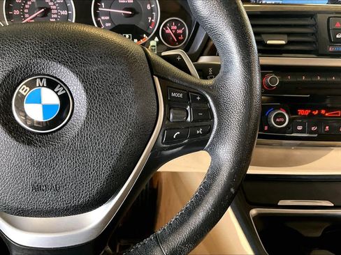 Used 2015 BMW 428i Convertible image 23