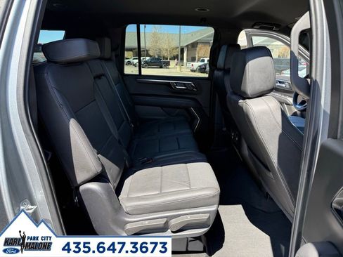 Used 2025 Chevrolet Suburban Z71 AWD/4WD image 36