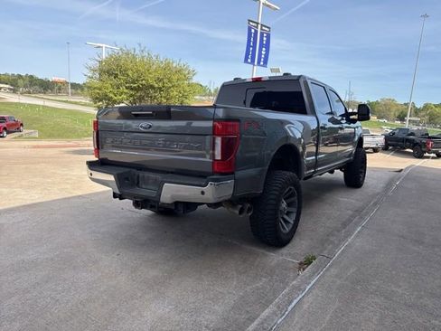 Certified 2022 Ford F250 Lariat w/ Lariat Ultimate Package image 8