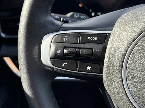 Used 2023 Kia Sportage SX image 25