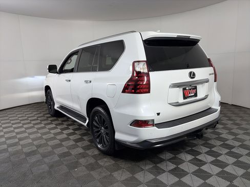 Used 2021 Lexus GX 460 Luxury w/ Sport Design Package image 15