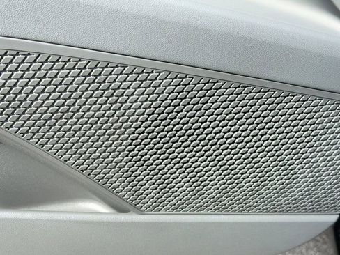 New 2026 Hyundai Elantra SE FWD image 18