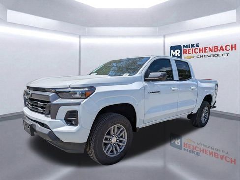 New 2026 Chevrolet Colorado LT w/ LT Convenience Package AWD/4WD image 9
