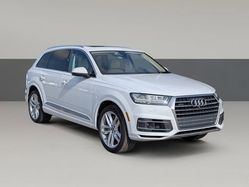 Used 2018 Audi Q7 3.0T Prestige w/ Prestige Package image 2