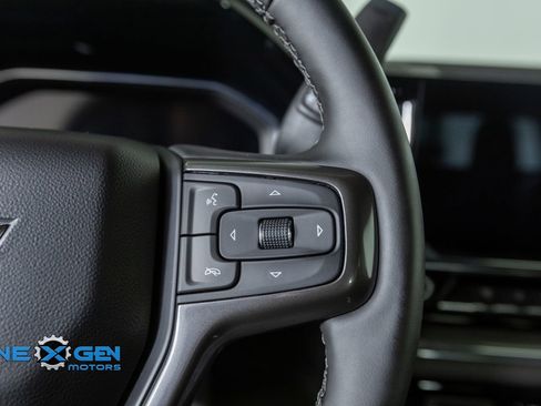 Used 2025 Chevrolet Silverado 2500 High Country w/ Technology Package AWD/4WD image 15