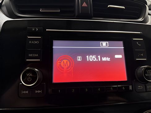 Used 2018 Honda CR-V LX image 19