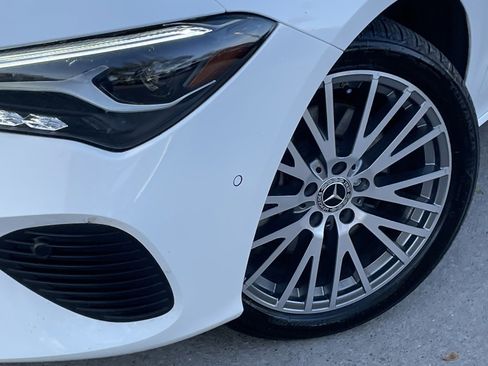 Used 2025 Mercedes-Benz CLA 250 image 8