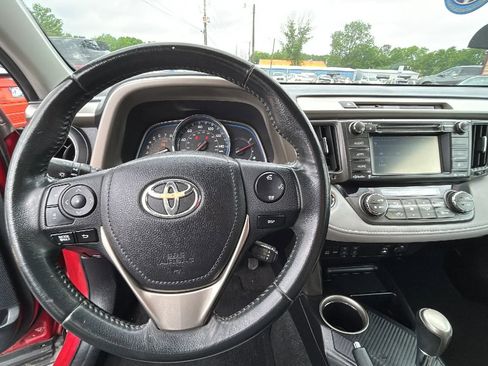 Used 2014 Toyota RAV4 Limited w/ Technology Package image 15