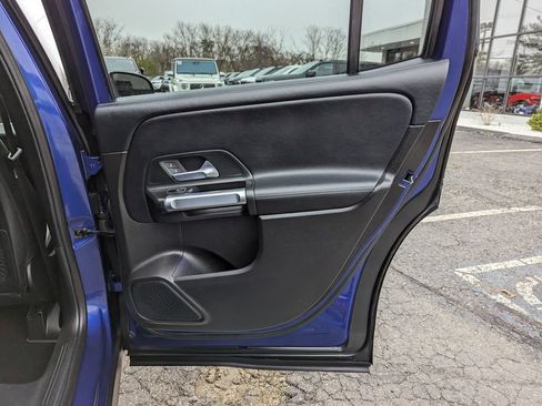 Used 2020 Mercedes-Benz GLB 250 4MATIC image 39