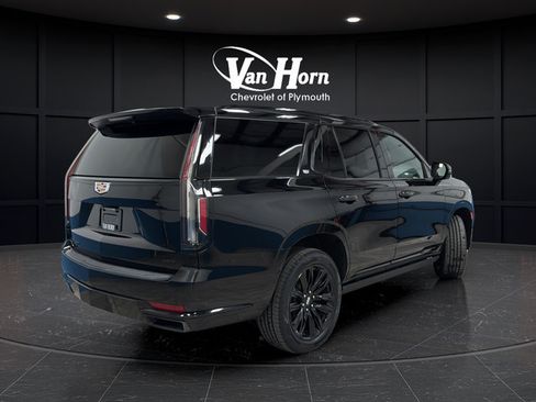 Used 2022 Cadillac Escalade Sport Platinum w/ LPO, ONYX Package AWD/4WD image 7