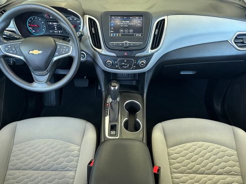 Used 2019 Chevrolet Equinox LS FWD image 13