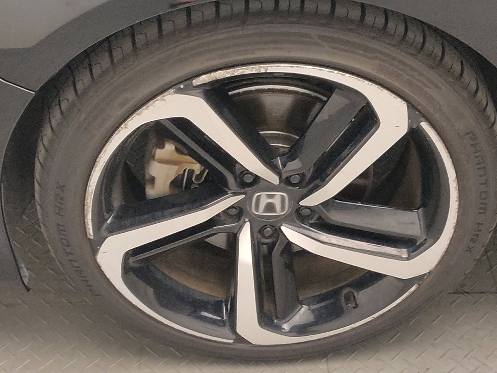 Used 2018 Honda Accord Sport image 31