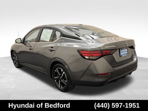 Used 2025 Nissan Sentra SV FWD image 7
