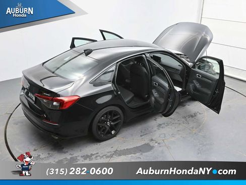 Used 2023 Honda Civic Sport image 37