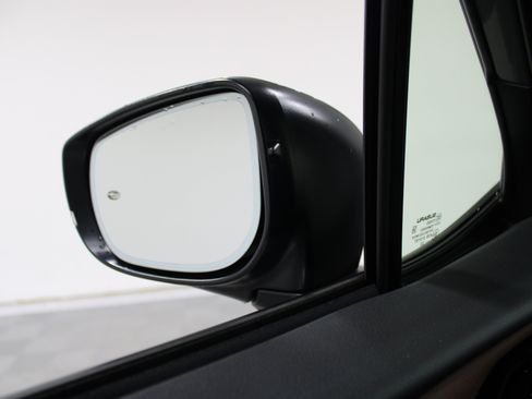 Used 2025 Subaru Forester Touring AWD/4WD image 17