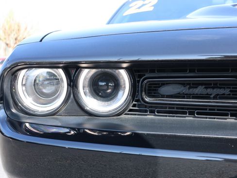 Used 2022 Dodge Challenger R/T w/ Blacktop Package image 31