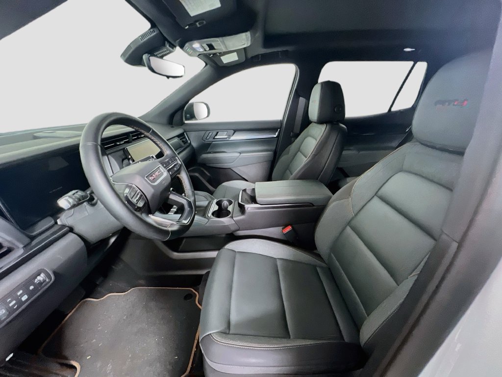 Certified 2026 GMC Terrain AT4 w/ Convenience Package III AWD/4WD image 18