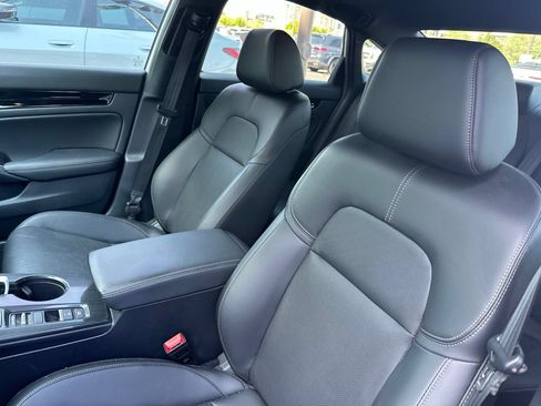 Used 2025 Honda Civic Sport image 9