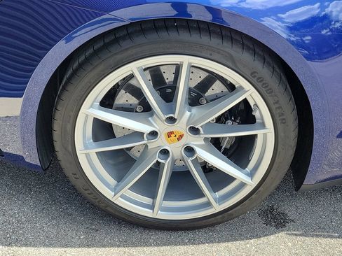 Certified 2024 Porsche 911 Carrera 4S AWD/4WD image 14