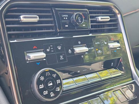 New 2025 Nissan Armada PRO-4X image 33