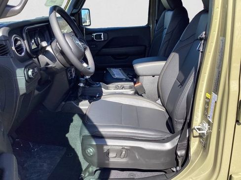 New 2026 Jeep Gladiator Sport image 10