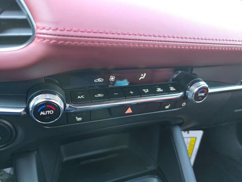 New 2026 MAZDA MAZDA3 2.5 S Hatchback w/ Premium Pkg FWD image 17