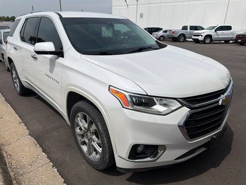 Used 2020 Chevrolet Traverse Premier AWD/4WD image 1