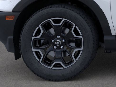 Used 2025 Ford Bronco Sport Outer Banks w/ Outer Banks Tech Package+ image 19