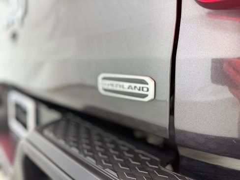 Used 2020 Jeep Gladiator Overland image 36