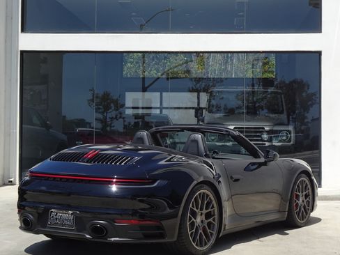 Used 2021 Porsche 911 Carrera S RWD image 8