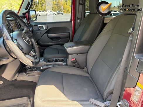 Certified 2021 Jeep Wrangler Sport AWD/4WD image 45