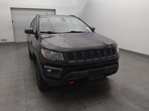 Used 2020 Jeep Compass Trailhawk AWD/4WD image 14