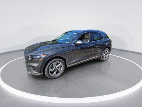 Used 2026 Genesis GV70 2.5T Advanced AWD/4WD image 4