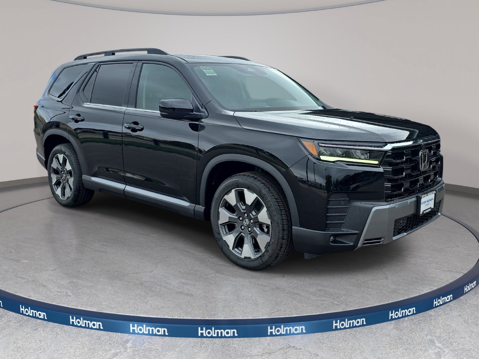 New 2026 Honda Pilot Touring image 3
