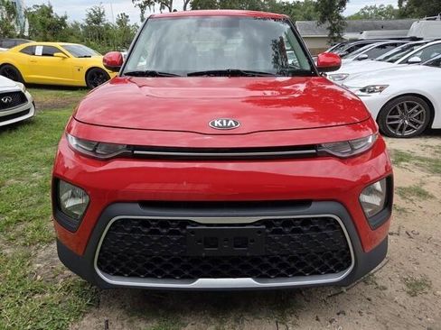 Used 2021 Kia Soul LX FWD image 2