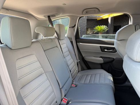 Used 2020 Honda CR-V LX image 18