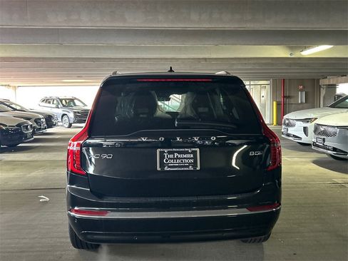 New 2026 Volvo XC90 B5 Core image 3
