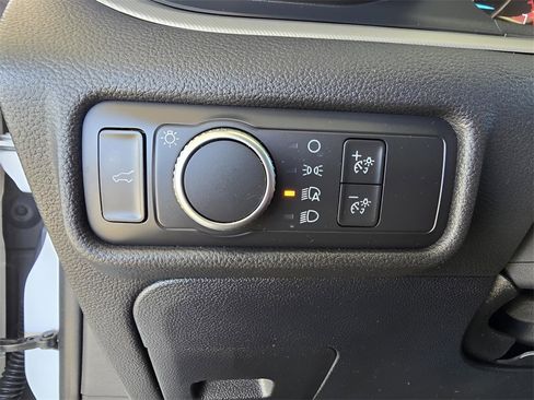 Used 2020 Ford Explorer XLT image 74