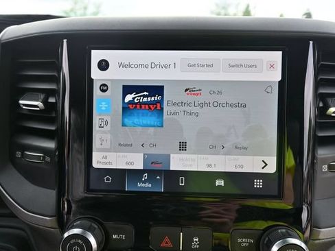 New 2026 RAM 5500 Tradesman AWD/4WD image 15