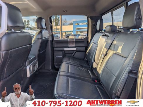 Used 2017 Ford F350 Lariat image 14