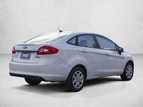 Used 2013 Ford Fiesta S image 5
