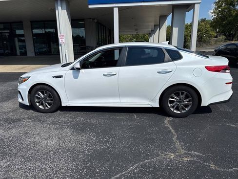 Used 2019 Kia Optima LX FWD image 9