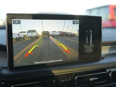 Used 2023 Lincoln Nautilus FWD w/ Premium Package image 26