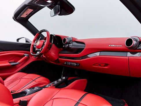 Used 2022 Ferrari F8 Tributo RWD image 48