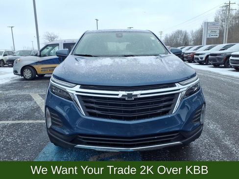 Used 2024 Chevrolet Equinox LT image 3